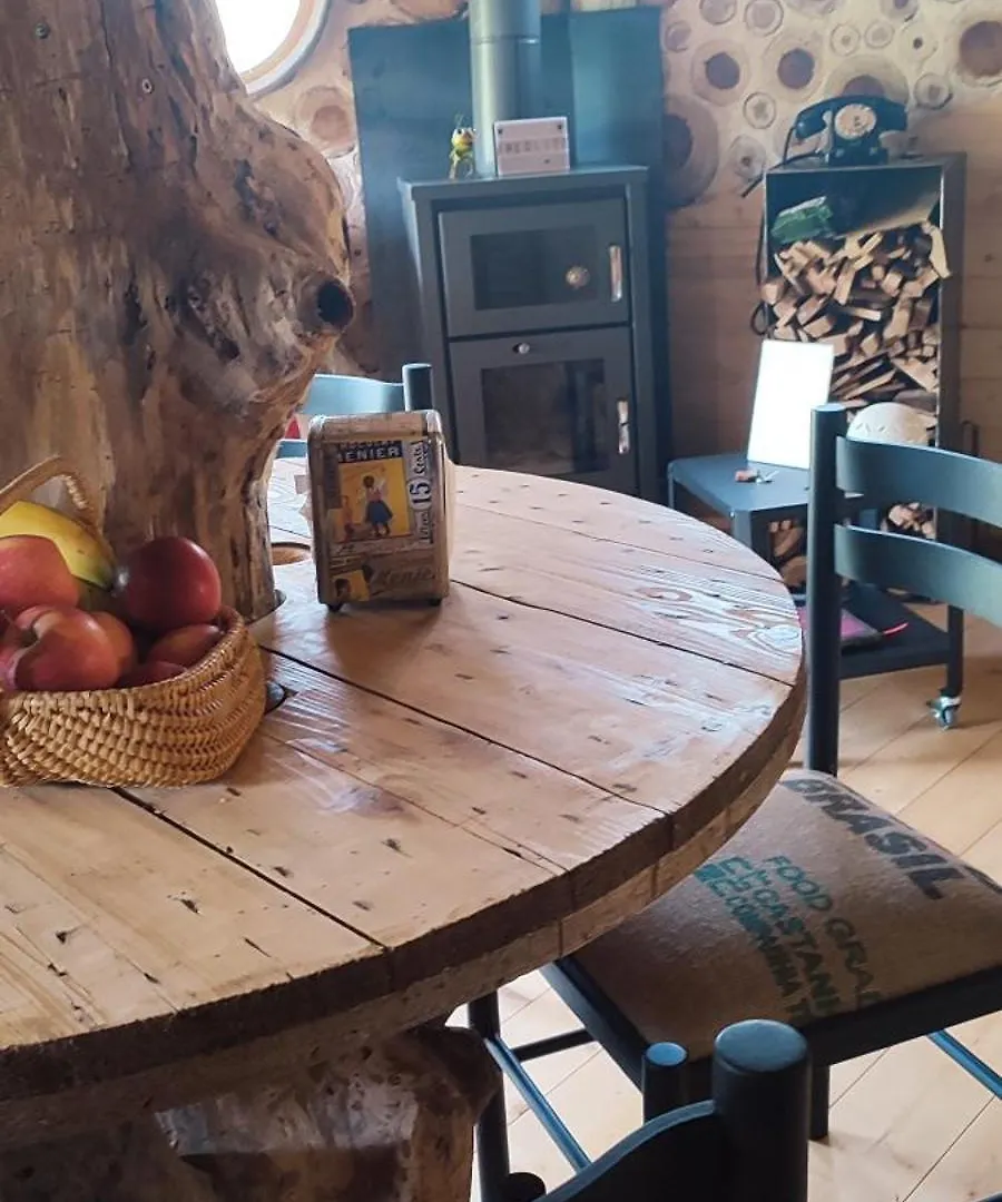 Cabane De Hobbit Pour Famille Le Monastere 0*,  프랑스